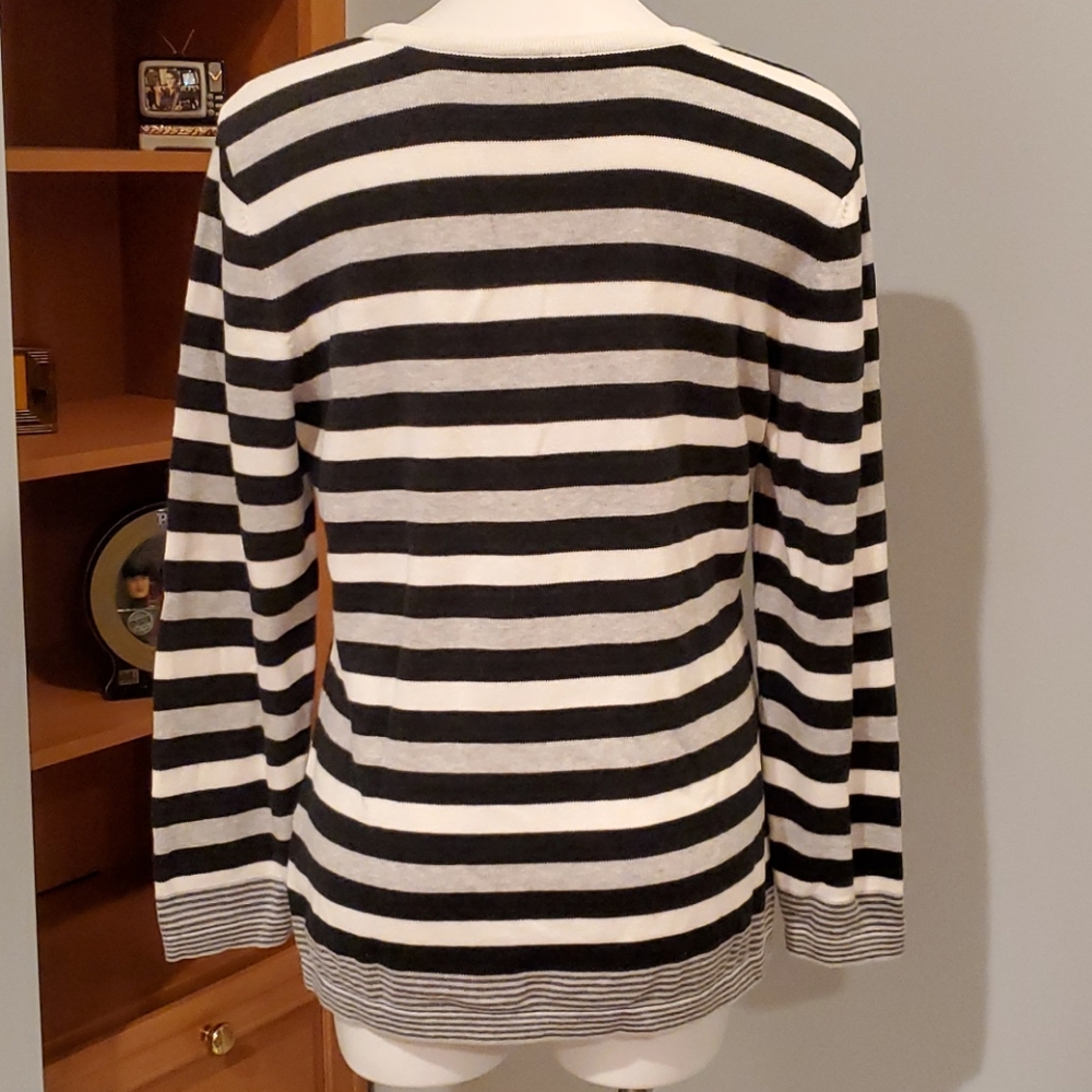 Hanna Andersson Women's Black and White Sweater - Picture 7 of 10
